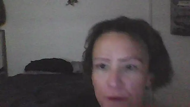 Karebearz1 online show from April 23, 12:12 am