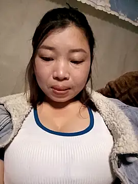 julybe online show from February 4, 4:02 pm