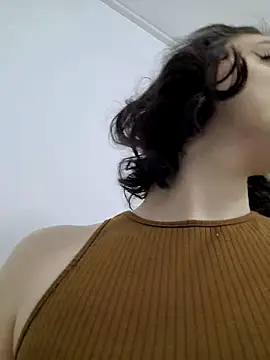 SidneyPuff online show from April 5, 5:04 am