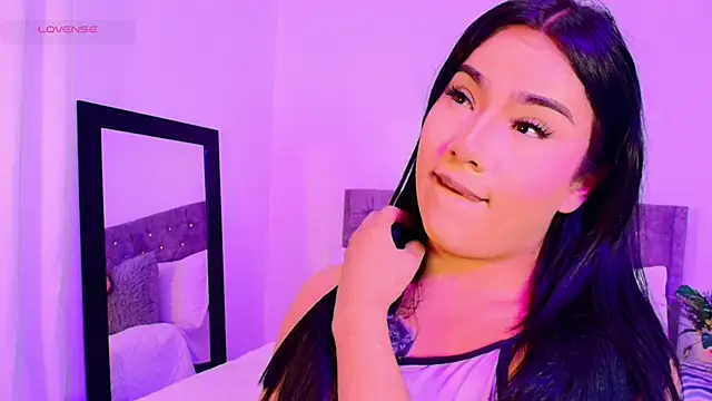 Vale prado online show from December 20, 11:28 am