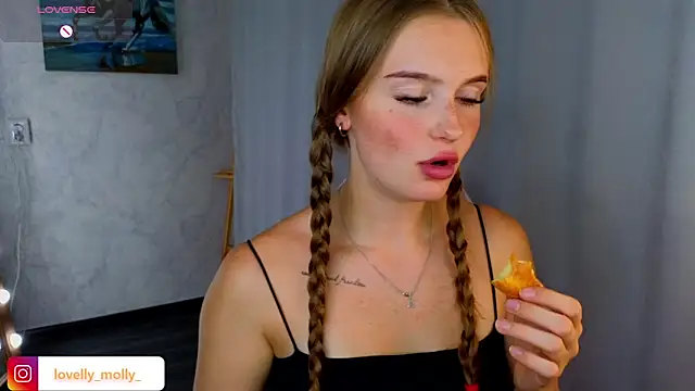 Lovelly molly1 online show from November 6, 2:51 pm