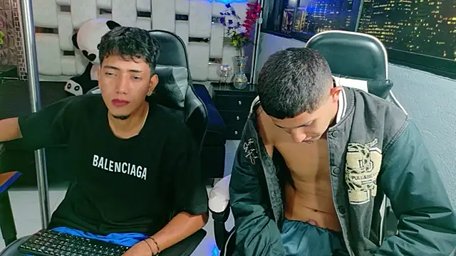 darwinandbrayann online show from November 7, 3:50 am