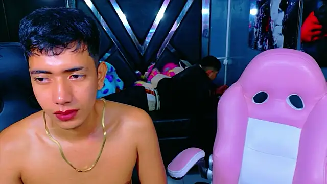 darwinandbrayann online show from November 15, 11:18 am