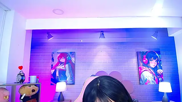 roseefancy19 online show from April 22, 12:18 pm