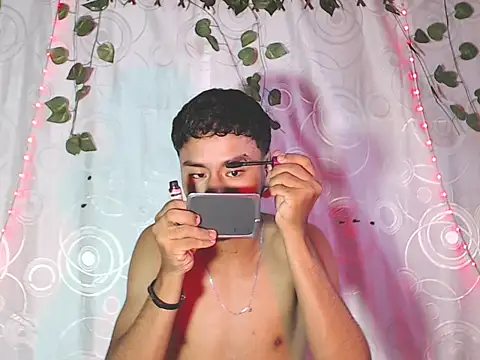 Snapshot of connor_michael01 chatting on November 2, 8:22 pm connor michael01 online show from November 2, 8:22 pm