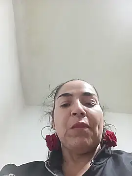 MaryRoze  online show from April 21, 1:18 am