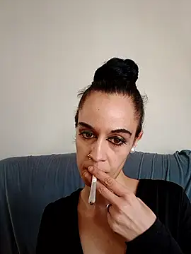 Snapshot of yummy_love chatting on November 4, 2:27 pm yummy love online show from November 4, 2:27 pm