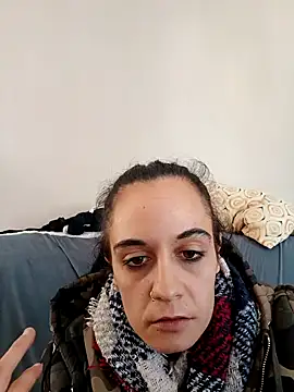 Snapshot of yummy_love chatting on November 7, 12:16 pm yummy love online show from November 7, 12:16 pm