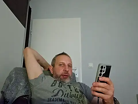 ghost430000 online show from November 29, 7:17 pm