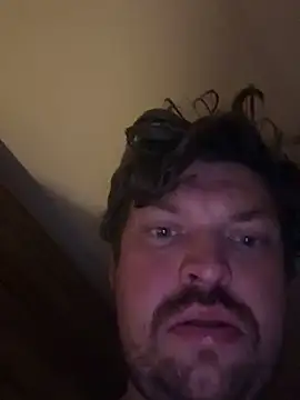 Johangrunn online show from October 31, 8:43 pm