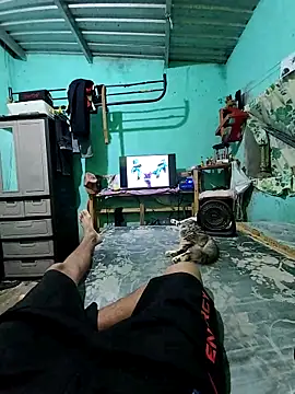 AntoniGM25 online show from October 31, 1:06 am