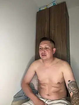 NathanielLux29 online show from November 11, 12:54 am