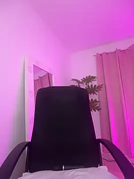 BabyLauritaa online show from March 28, 11:04 pm