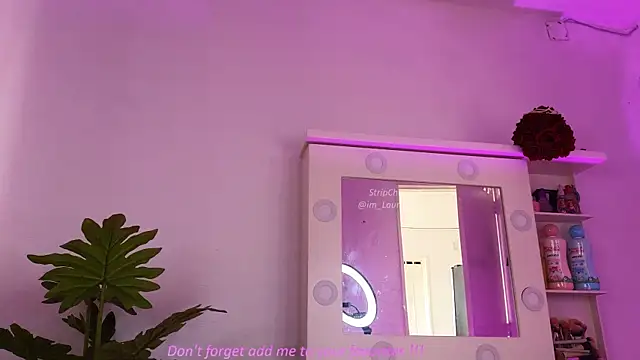 Snapshot of BabyLauritaa chatting on July 2, 6:03 pm BabyLauritaa online show from July 2, 6:03 pm