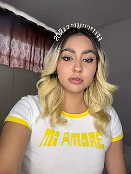 Elina Hills online show from April 20, 6:09 pm