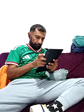 Snapshot of Barbanegra91mx chatting on July 1, 2:02 am Barbanegra91mx online show from July 1, 2:02 am