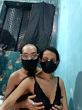 RITU COUPLE online show from October 31, 7:59 pm