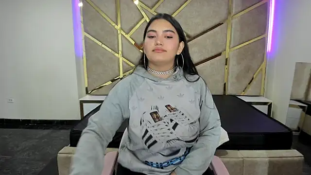 Frrreyaa online show from November 7, 2:22 am