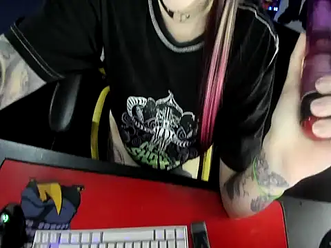 Yummy dark online show from November 12, 6:14 am