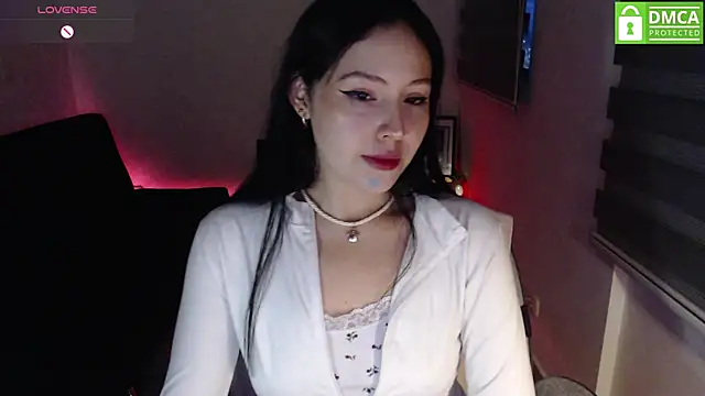 Snapshot of just_meko chatting on May 2, 11:21 pm just meko online show from May 2, 11:21 pm