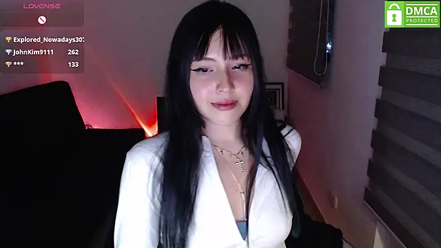 Snapshot of just_meko chatting on June 11, 3:48 am just meko online show from June 11, 3:48 am