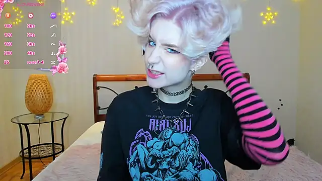 Angel Julles online show from November 22, 1:15 am