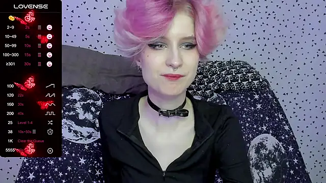 Angel Julles online show from May 14, 6:15 pm