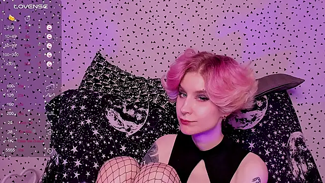 Angel Julles online show from May 17, 2:09 am