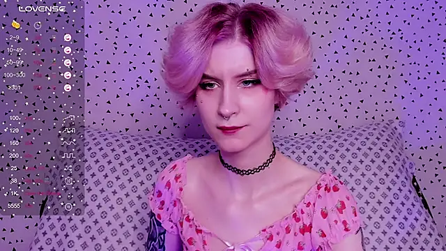 Angel Julles online show from June 11, 9:07 am
