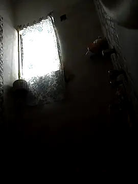 Georgiehoodsman online show from November 1, 5:53 am