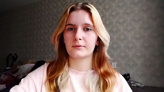 Snapshot of PearlHennington chatting on November 1, 12:18 pm PearlHennington online show from November 1, 12:18 pm