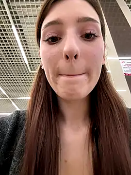 LilluKatten online show from January 8, 10:39 am