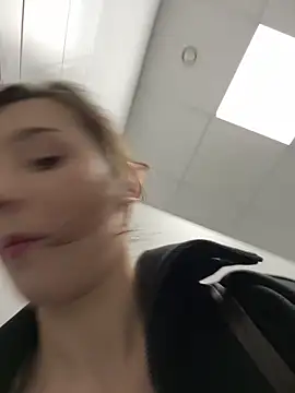 LilluKatten online show from February 14, 11:40 am