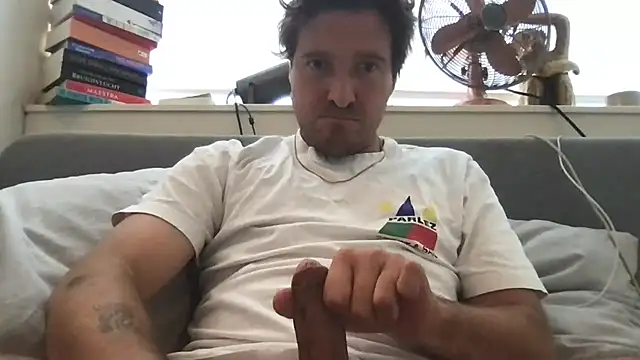 Snapshot of dutchpieter95 chatting on July 19, 12:42 pm dutchpieter95 online show from July 19, 12:42 pm