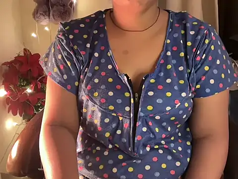 Snapshot of Shilpa_7 chatting on January 7, 7:27 pm Shilpa 7 online show from January 7, 7:27 pm