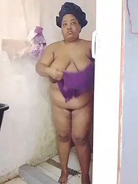 MassiveBoobsxxxx online show from January 6, 8:07 am