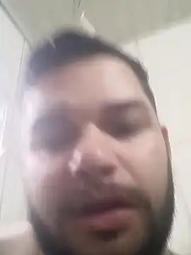 Snapshot of cesarcampos2210 chatting on October 31, 9:54 am cesarcampos2210 online show from October 31, 9:54 am