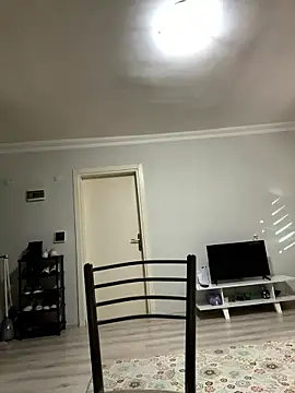 Snapshot of yasinesra757_ chatting on January 17, 7:02 am yasinesra757 online show from January 17, 7:02 am