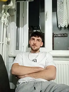 Snapshot of yasinesra757_ chatting on February 27, 9:48 pm yasinesra757 online show from February 27, 9:48 pm