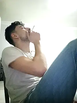 Snapshot of yasinesra757_ chatting on March 1, 6:21 pm yasinesra757 online show from March 1, 6:21 pm