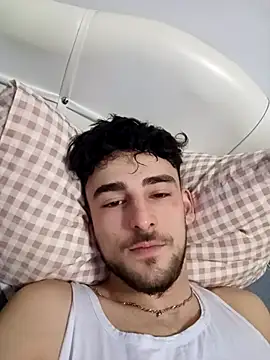 Snapshot of yasinesra757_ chatting on March 18, 10:46 pm yasinesra757 online show from March 18, 10:46 pm