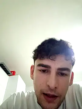 Snapshot of yasinesra757_ chatting on March 31, 7:25 pm yasinesra757 online show from March 31, 7:25 pm