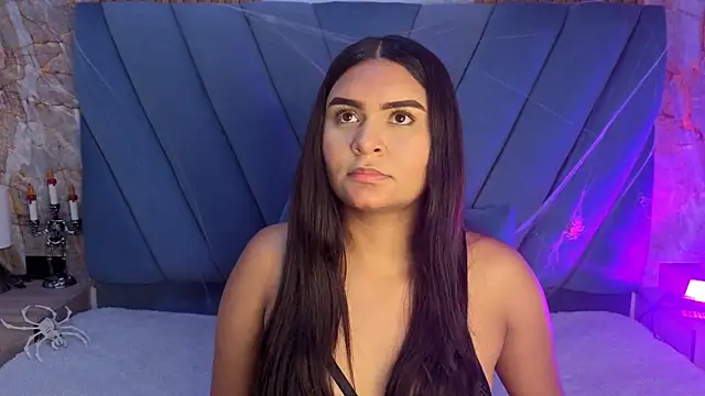 amarahanks1 online show from November 3, 11:55 am