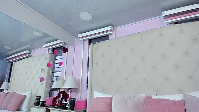 scarlett leblanc  online show from March 19, 11:58 am