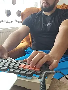 strongcoffee10 online show from October 31, 10:05 am