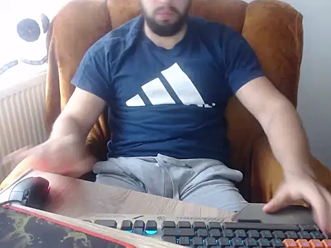 strongcoffee10 online show from November 18, 8:19 am