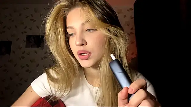 OrethaEredia online show from November 4, 3:22 pm