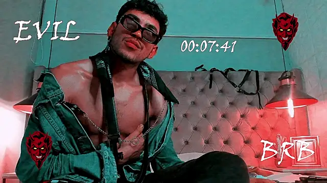 3v1l online show from November 16, 6:13 pm