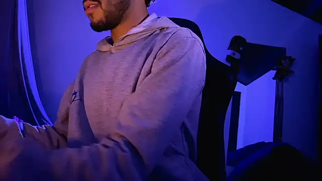 3v1l online show from November 27, 3:41 am