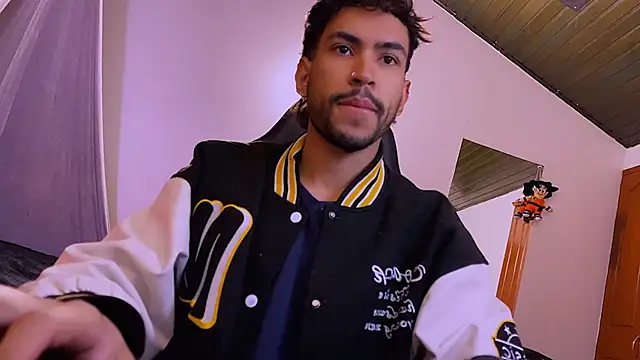 3v1l online show from March 4, 2:06 am